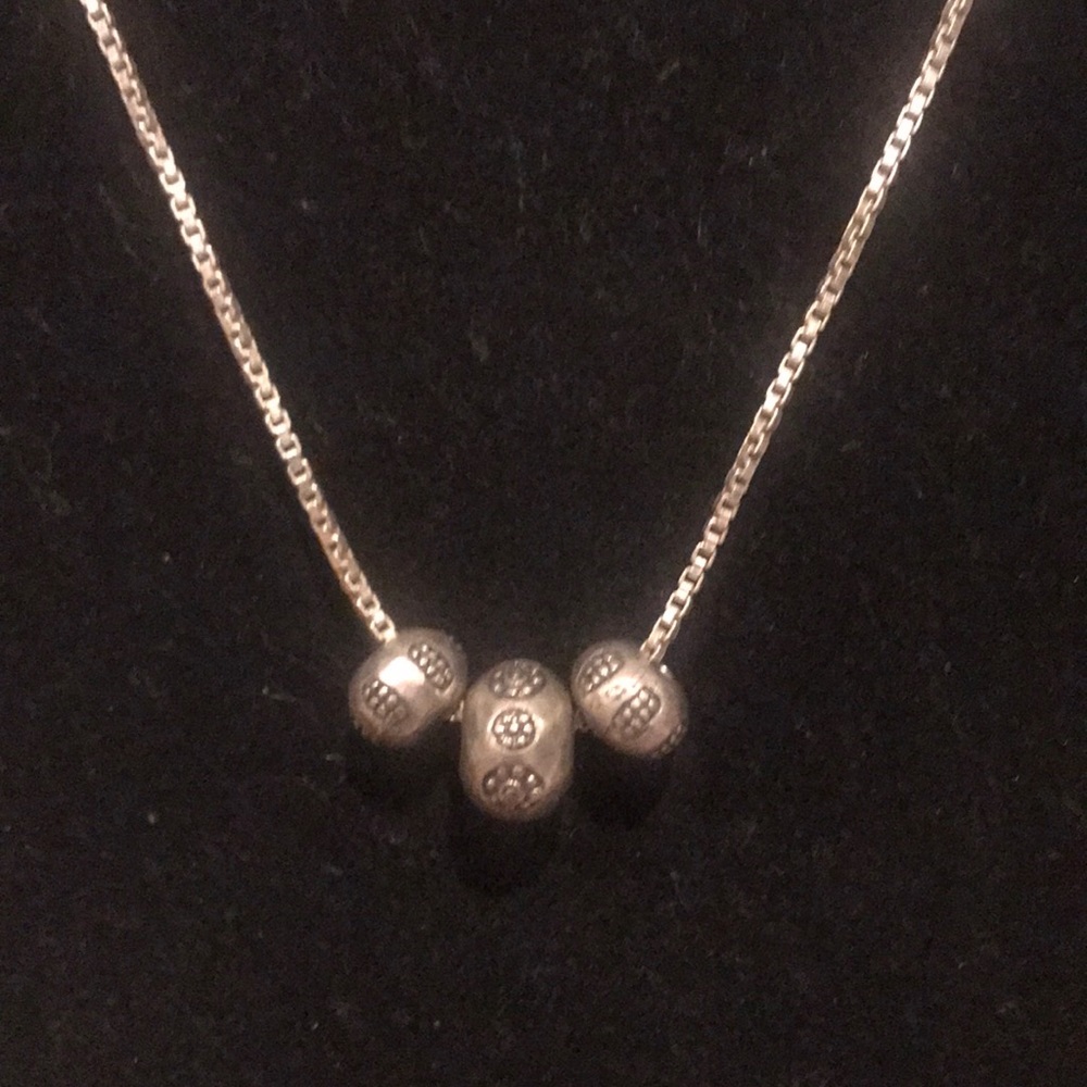 Silpada Sterling Silver 9.25 necklace